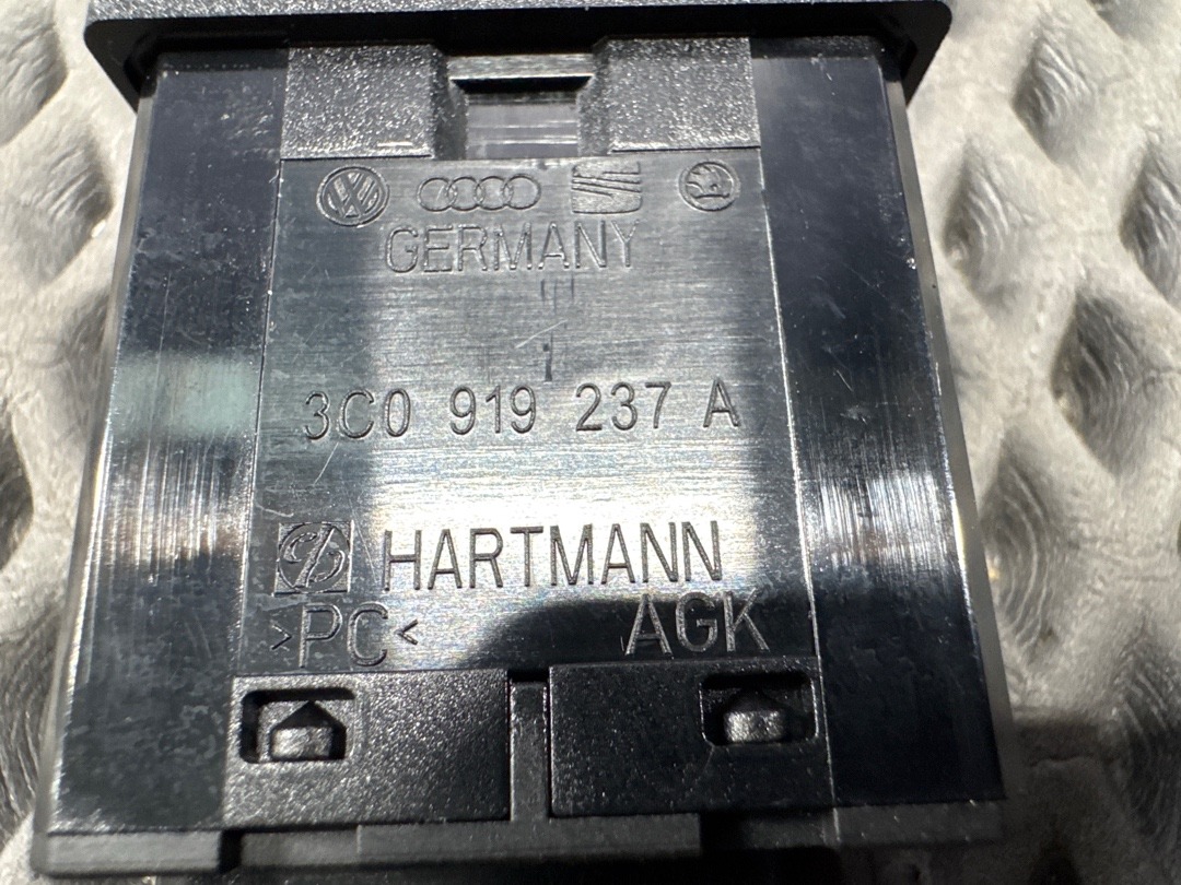 Кнопка салона, 630 рублей, Красноярск