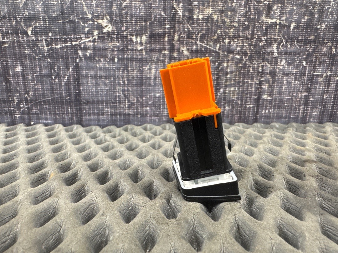 Кнопка шторки, 1360 рублей, Красноярск