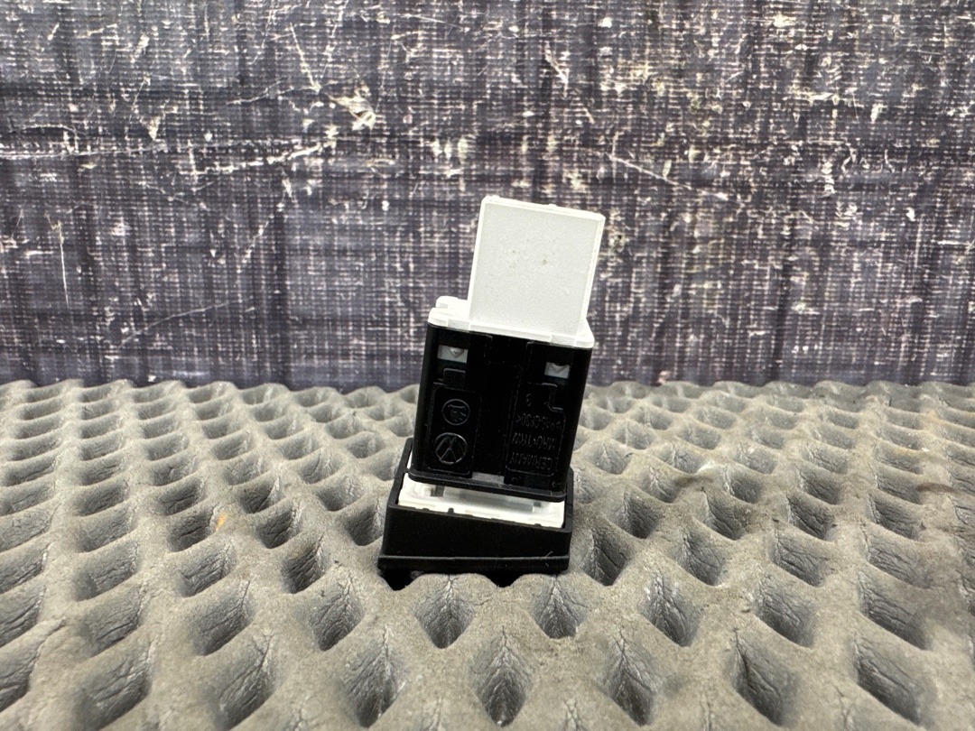 Кнопка ESP, 970 рублей, Красноярск