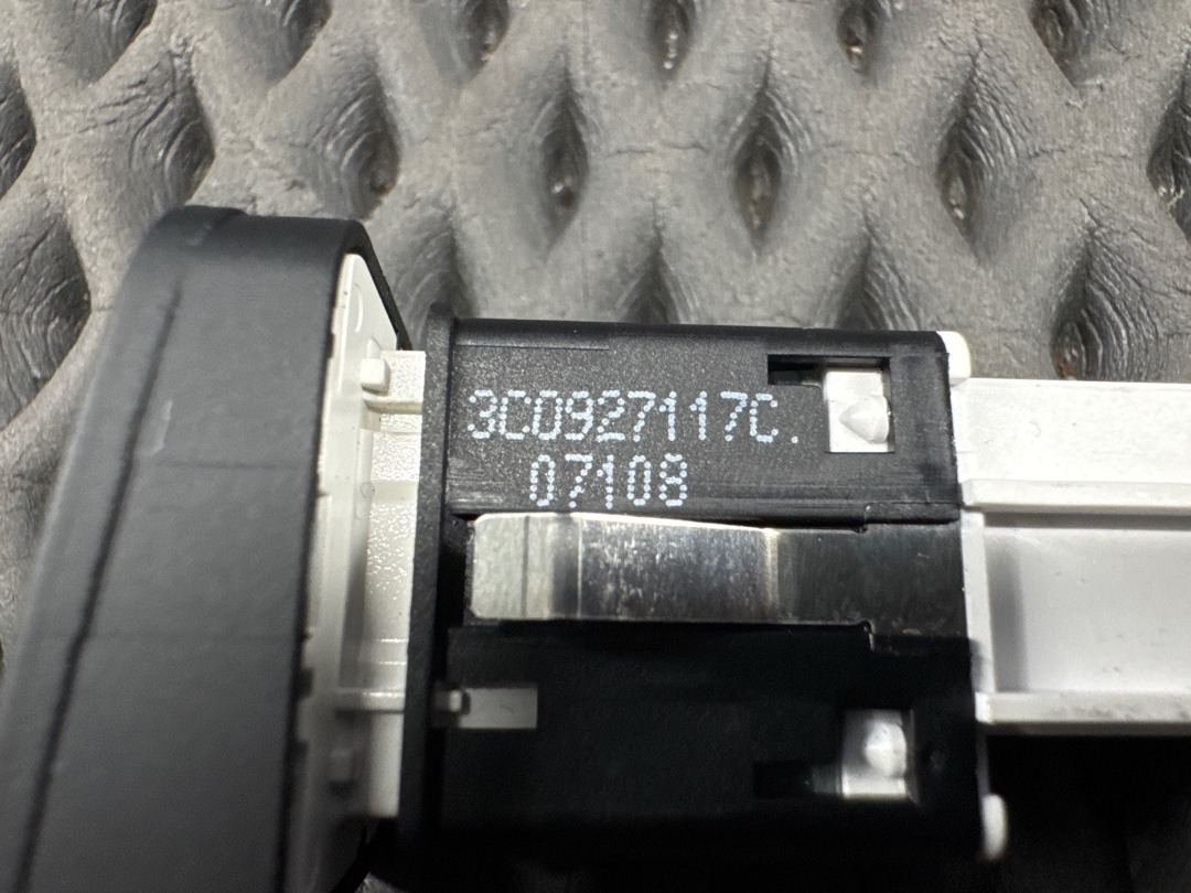 Кнопка ESP, 970 рублей, Красноярск