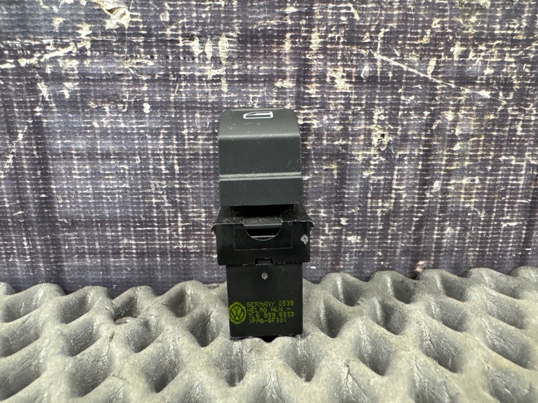 Кнопка стеклоподъемника, 730 рублей, Красноярск