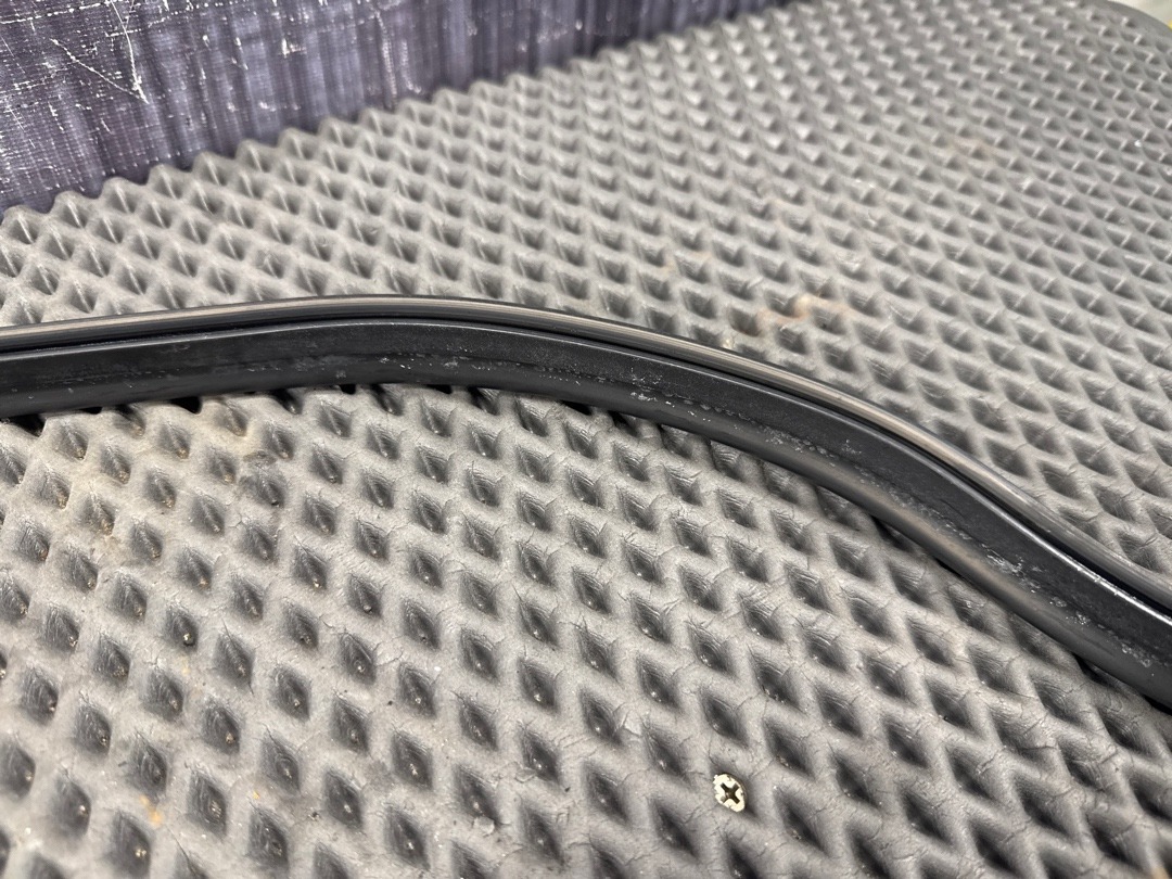 Подкапотный уплотнитель, 920 рублей, Красноярск