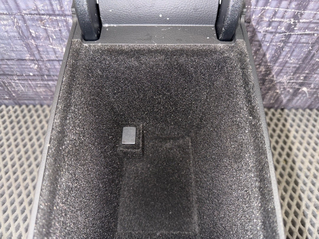 Подлокотник, 4210 рублей, Красноярск