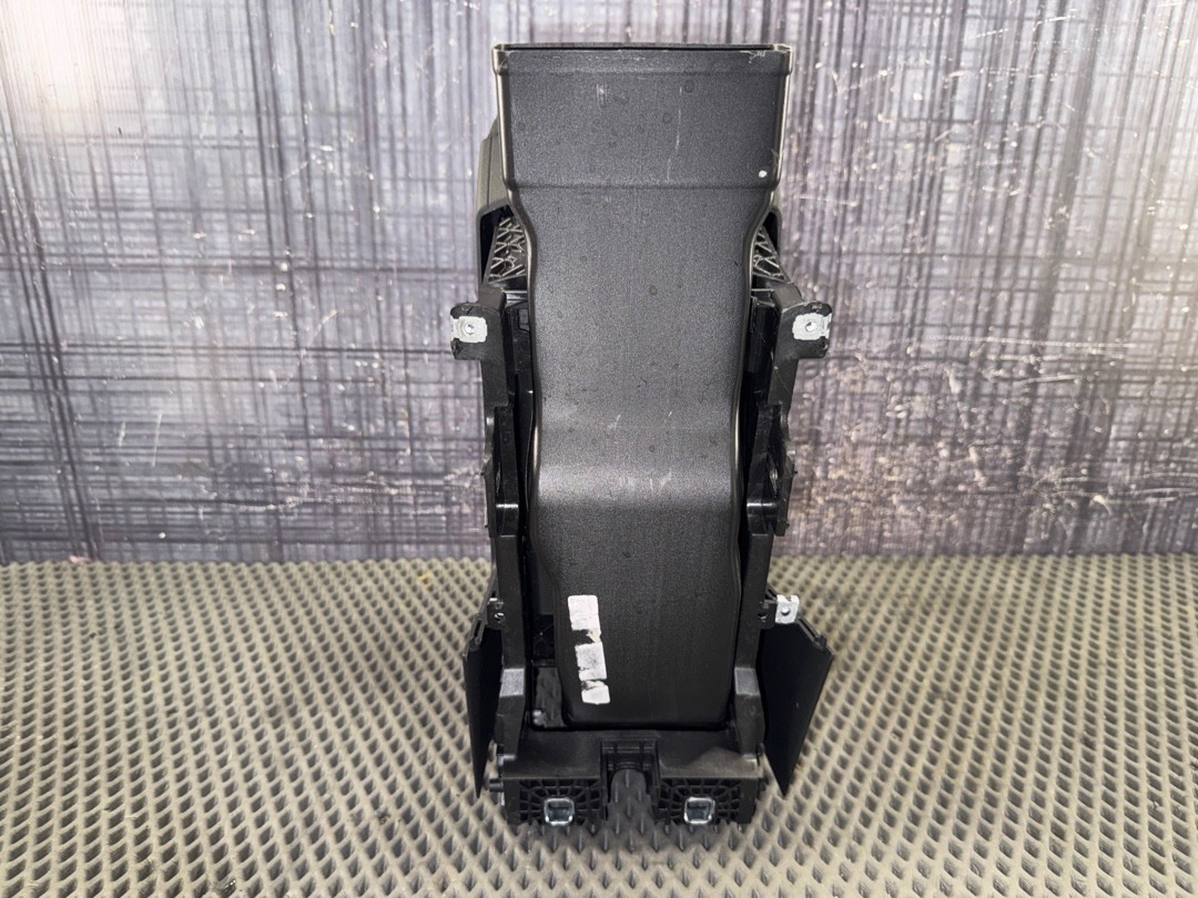 Подлокотник, 4210 рублей, Красноярск