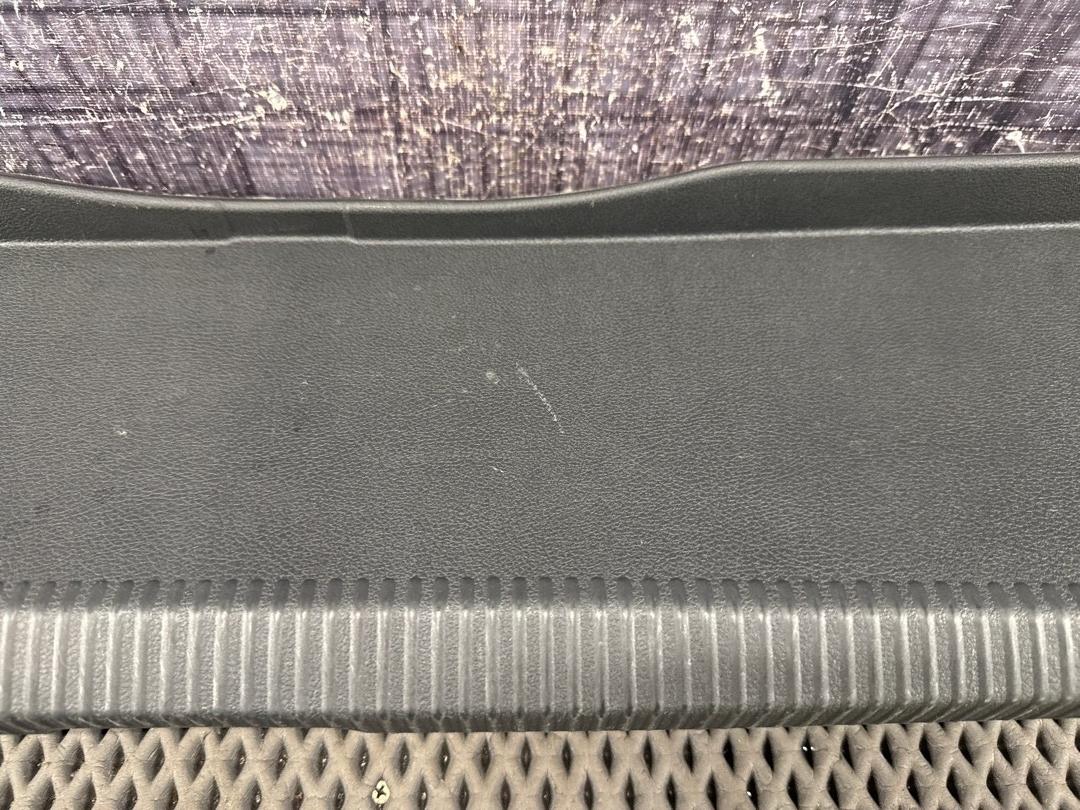 Пластик багажника, 1230 рублей, Красноярск