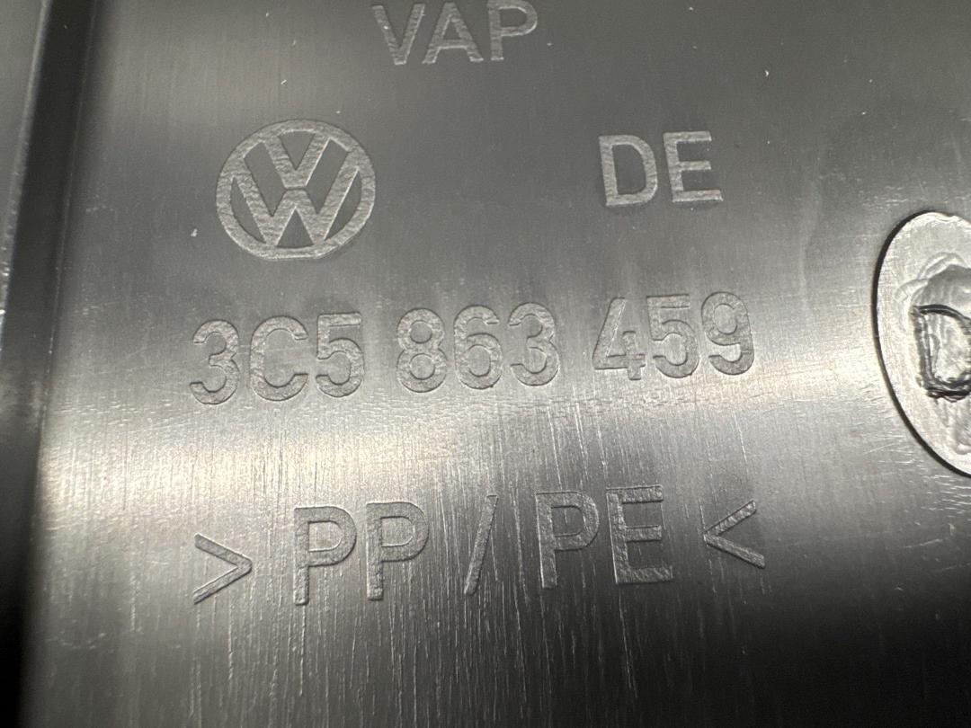 Пластик багажника, 1230 рублей, Красноярск