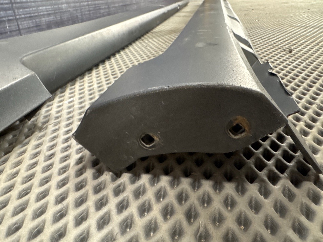 Комплект накладок на порог, 9810 рублей, Красноярск