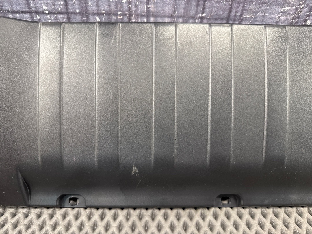 Пластик крышки багажника, 1470 рублей, Красноярск