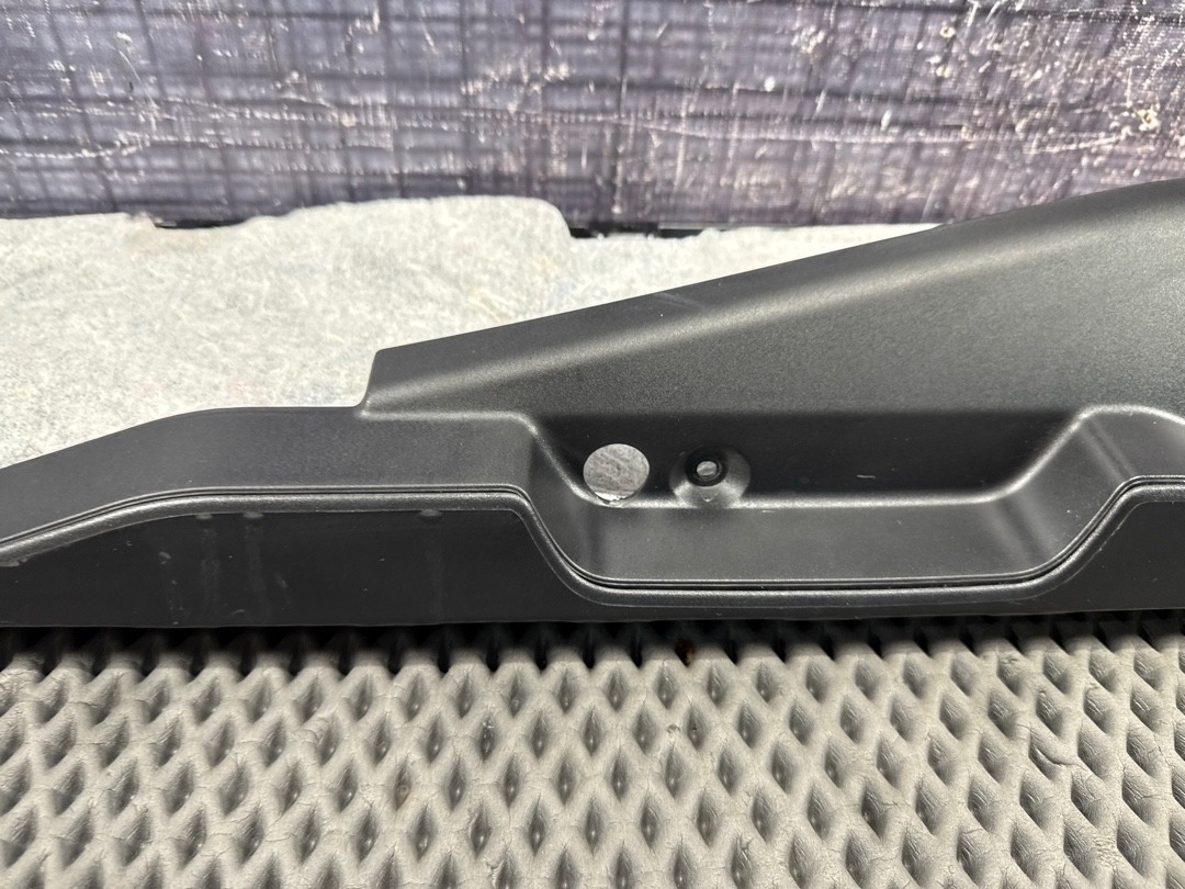 Пластик крышки багажника, 1470 рублей, Красноярск