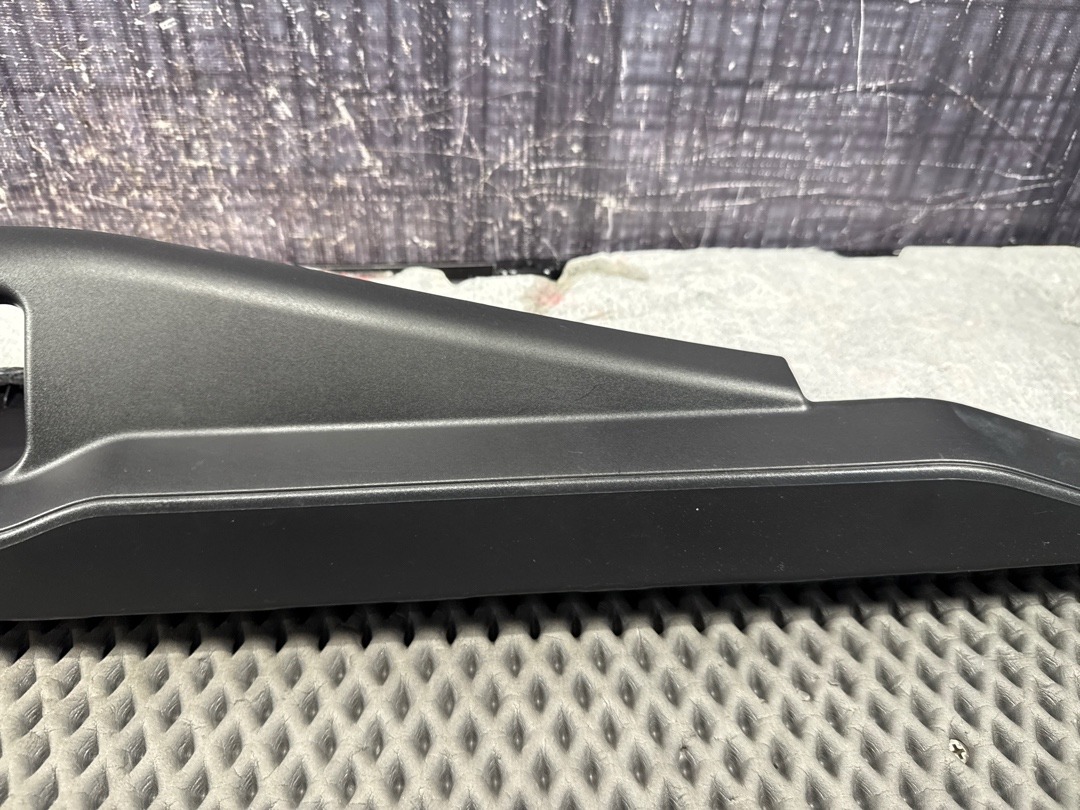 Пластик крышки багажника, 1470 рублей, Красноярск