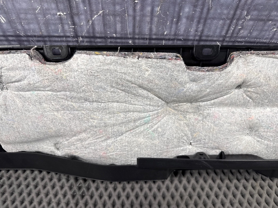 Пластик крышки багажника, 1470 рублей, Красноярск