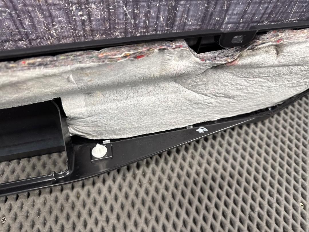 Пластик крышки багажника, 1470 рублей, Красноярск