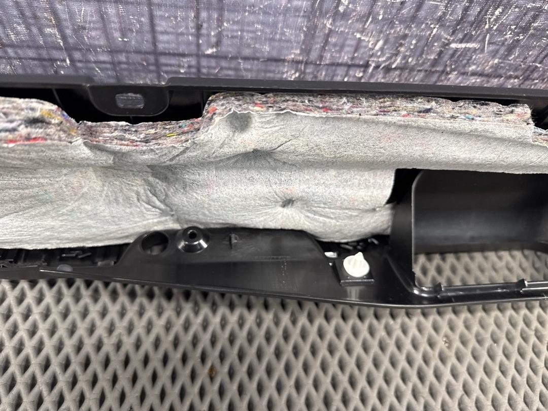 Пластик крышки багажника, 1470 рублей, Красноярск