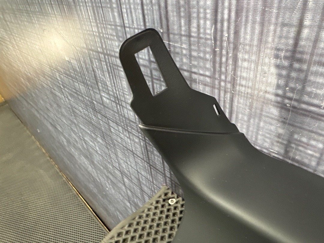 Обшивка крышки багажника, 1870 рублей, Красноярск