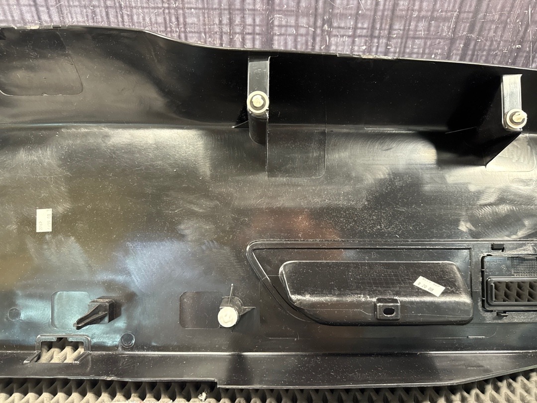 Обшивка крышки багажника, 1870 рублей, Красноярск