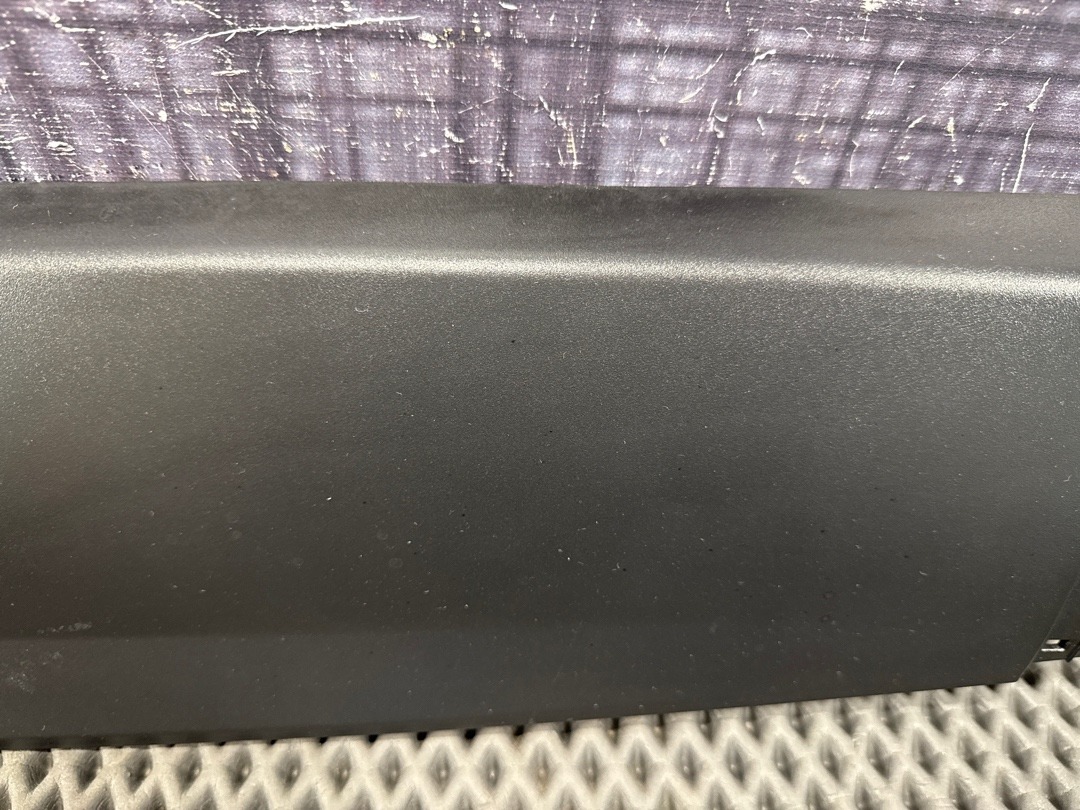 Пластик крышки багажника, 840 рублей, Красноярск