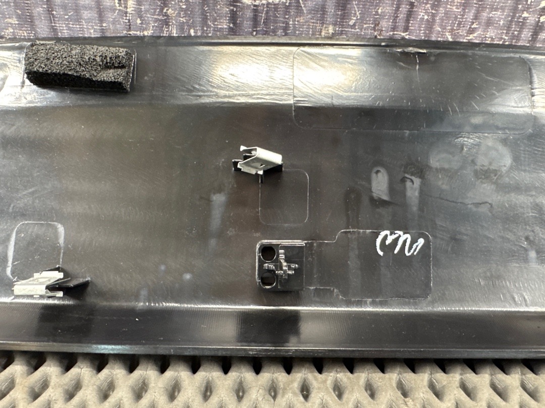 Пластик крышки багажника, 840 рублей, Красноярск