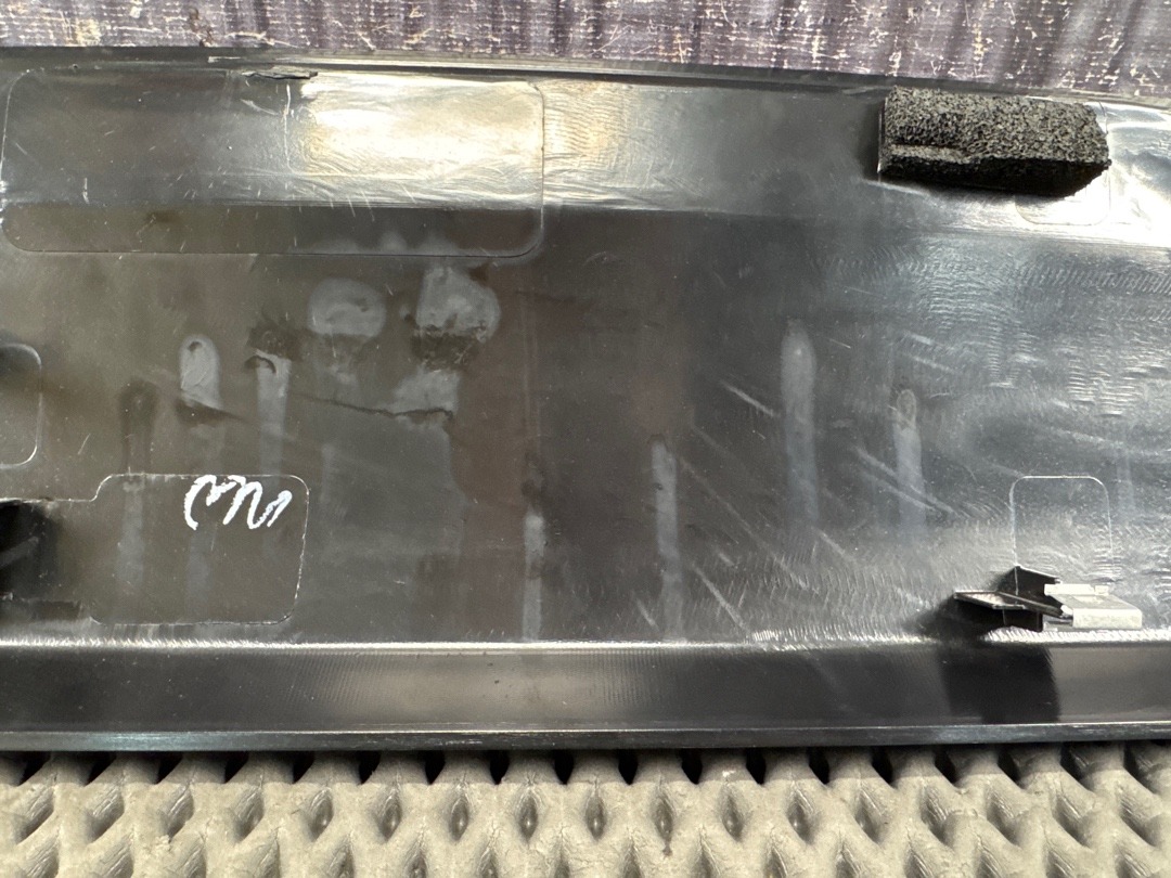 Пластик крышки багажника, 840 рублей, Красноярск