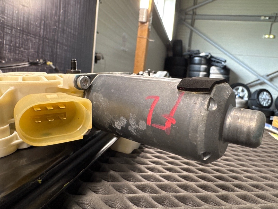 Стеклоподъемник, 2520 рублей, Красноярск