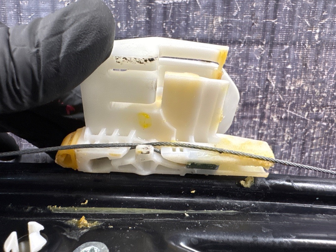 Стеклоподъемник, 2520 рублей, Красноярск