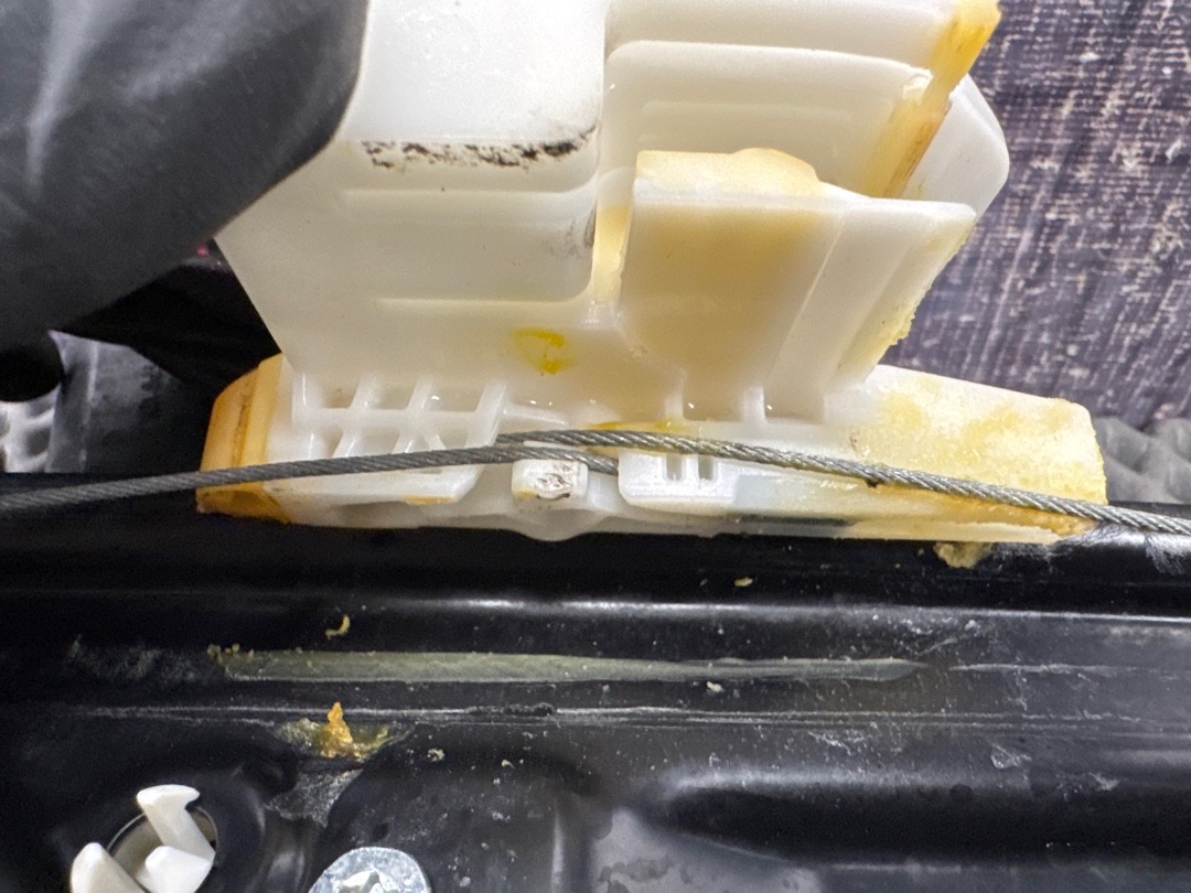 Стеклоподъемник, 2520 рублей, Красноярск