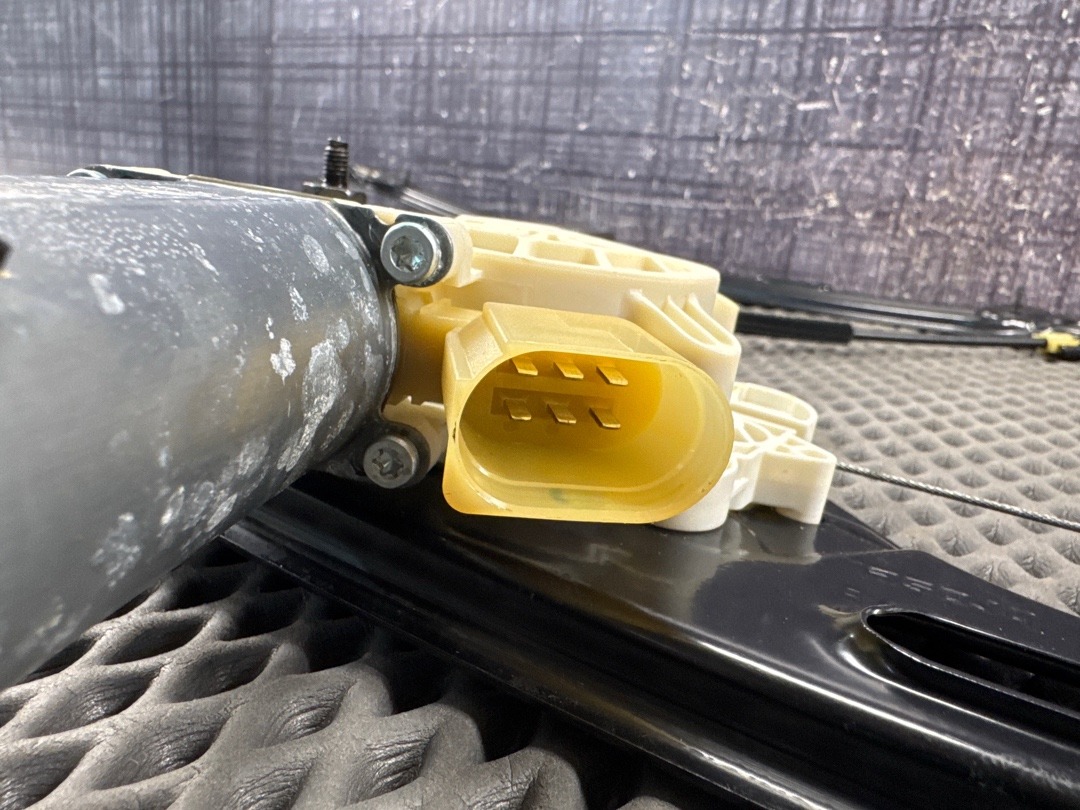 Стеклоподъемник, 2520 рублей, Красноярск