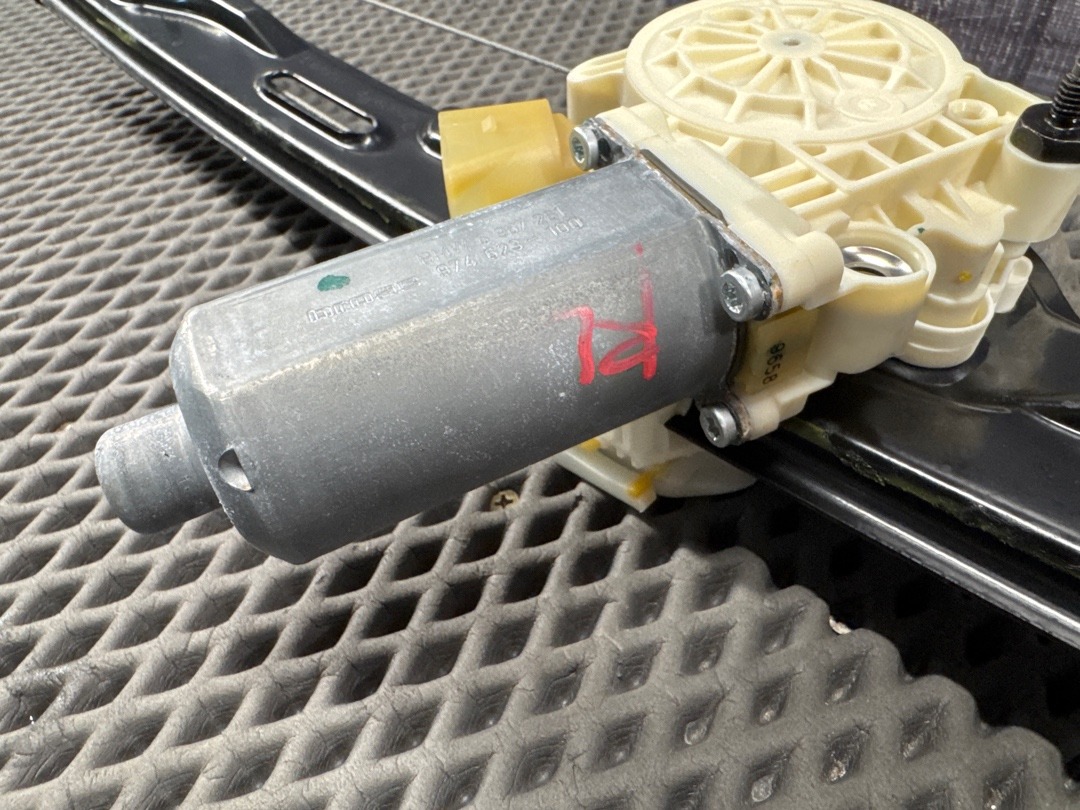 Стеклоподъемник, 2520 рублей, Красноярск