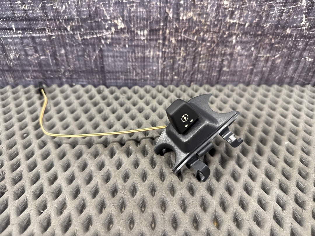 Подрулевой переключатель, 650 рублей, Красноярск