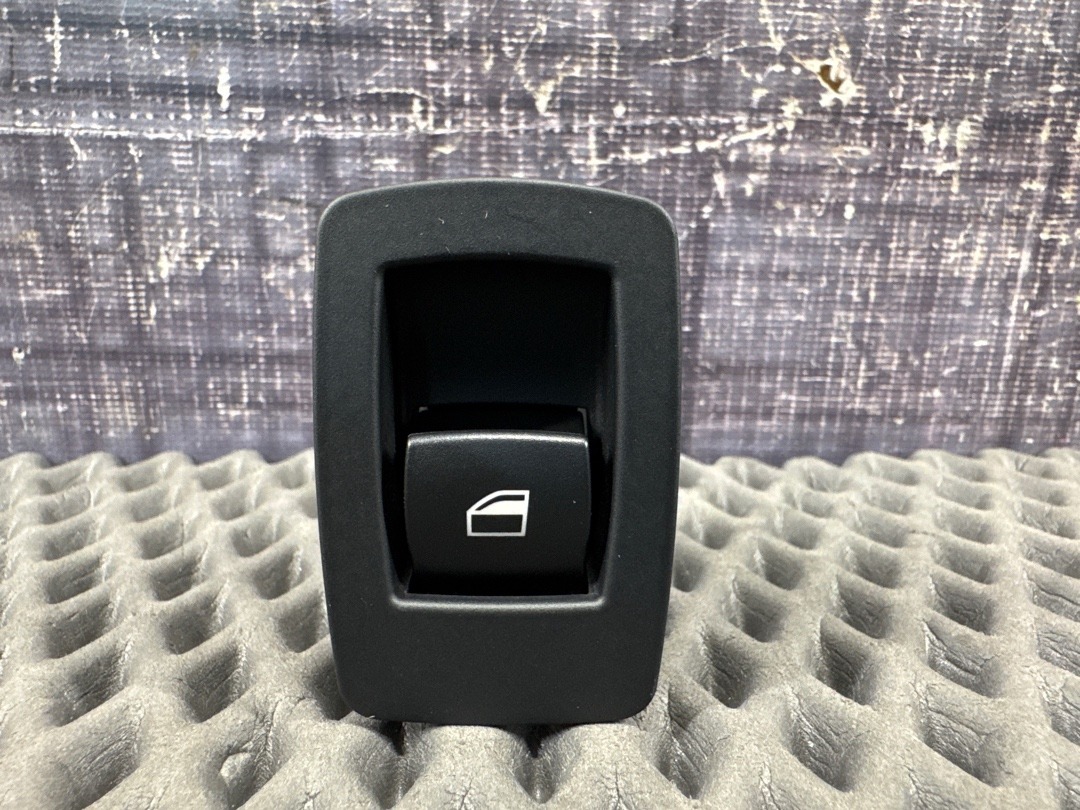 Кнопка стеклоподъемника, 620 рублей, Красноярск