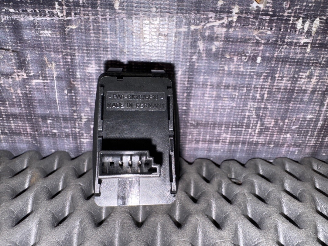 Кнопка стеклоподъемника, 620 рублей, Красноярск