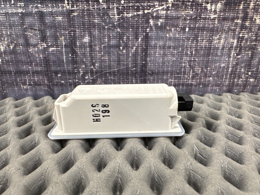 Плафон салона, 350 рублей, Красноярск