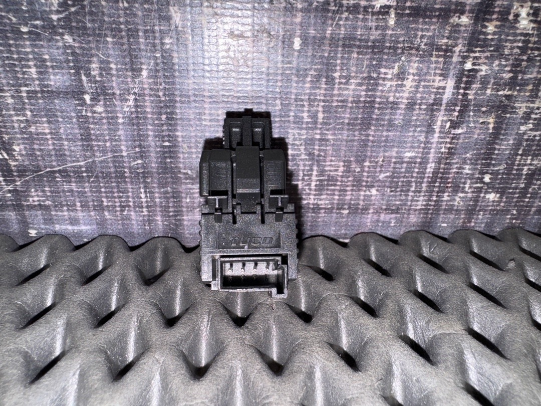 Концевик педали тормоза, 630 рублей, Красноярск