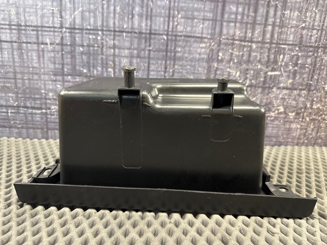 Пластик багажника, 840 рублей, Красноярск