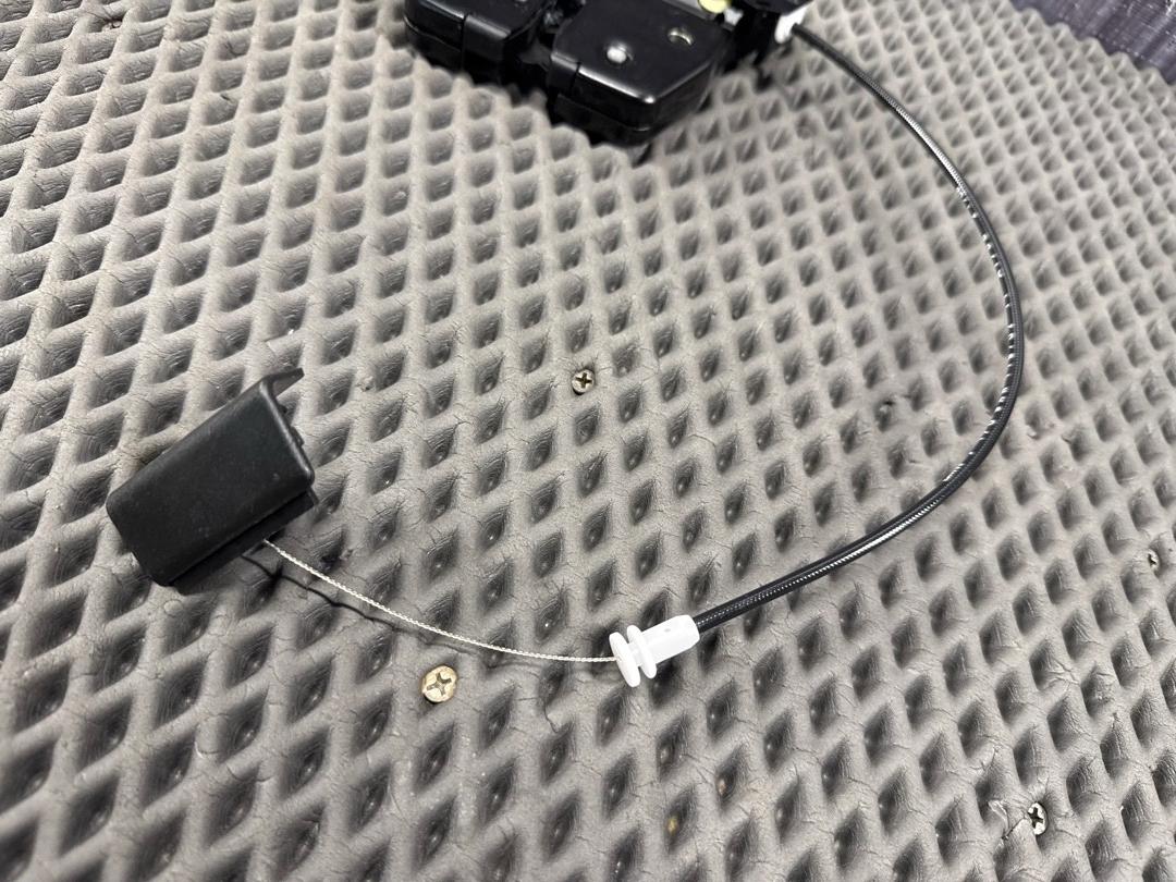 Замок багажника, 8960 рублей, Красноярск