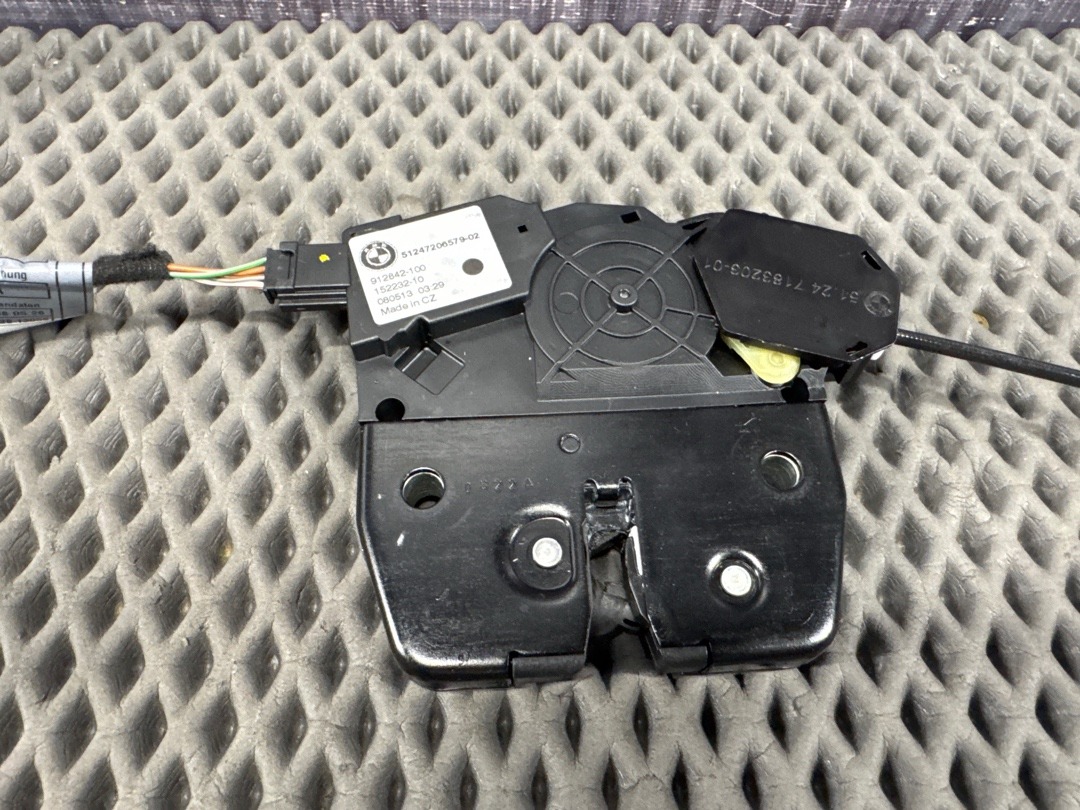 Замок багажника, 8960 рублей, Красноярск