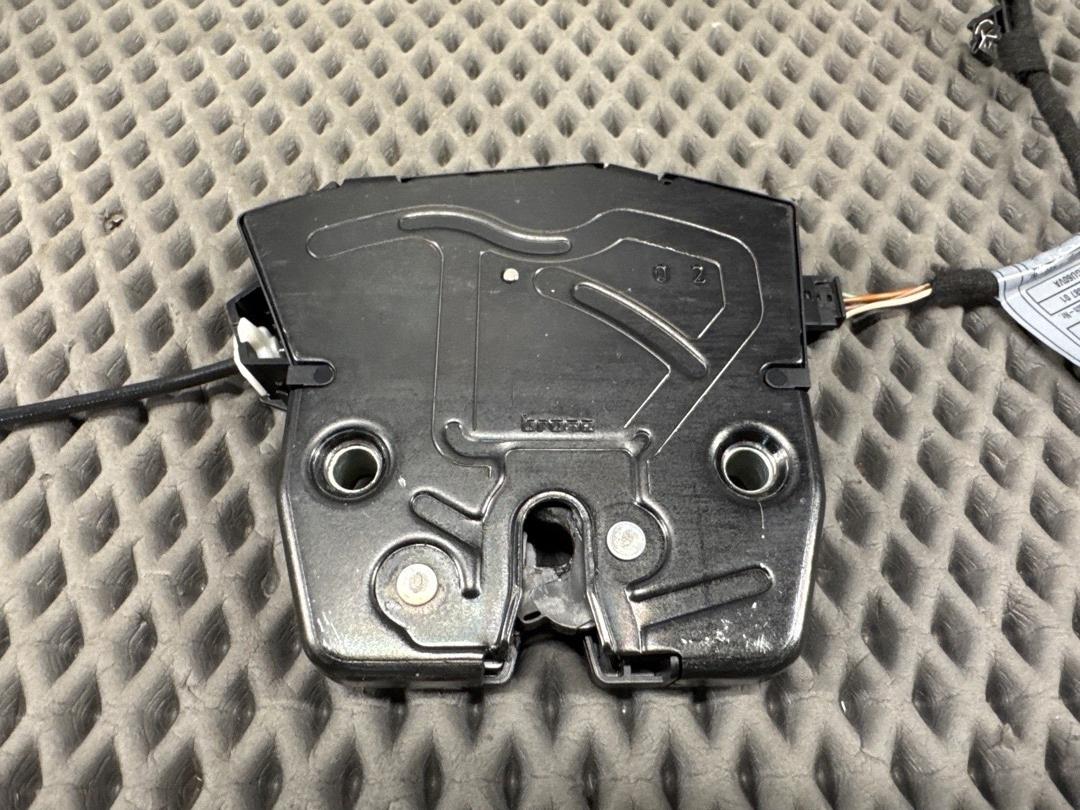 Замок багажника, 8960 рублей, Красноярск