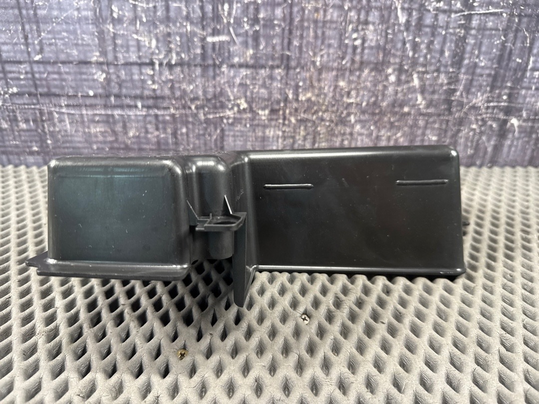 Пластик багажника, 630 рублей, Красноярск