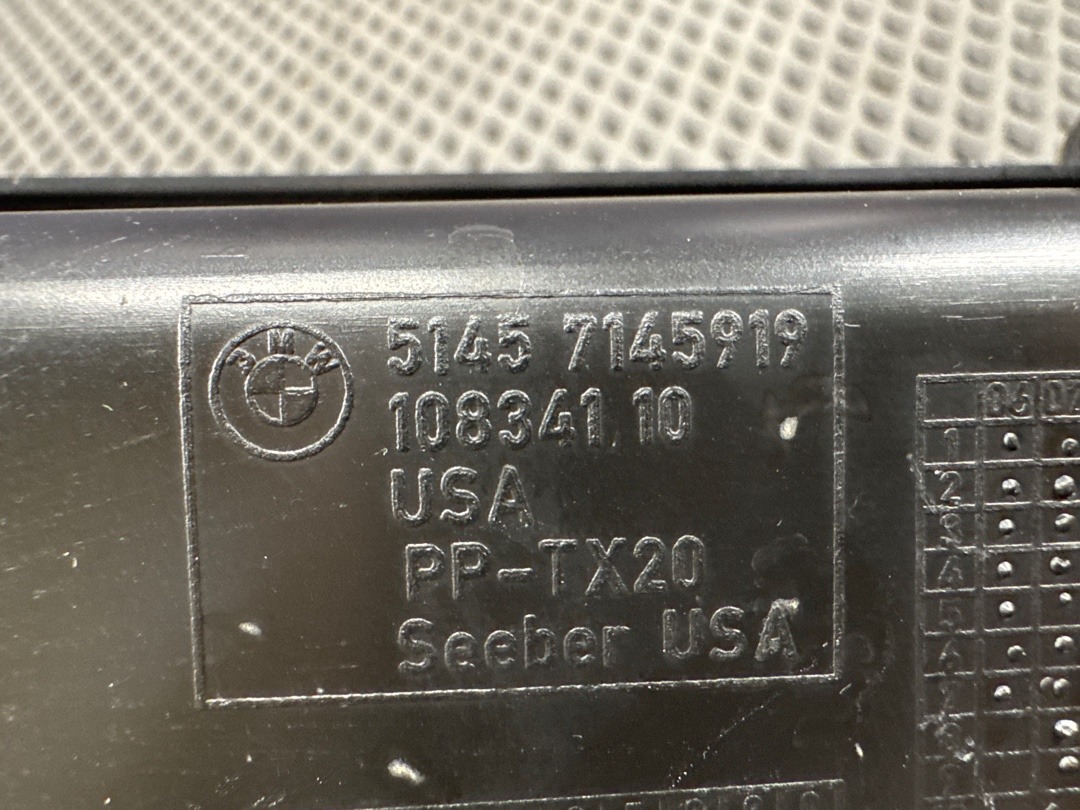 Пластик багажника, 630 рублей, Красноярск