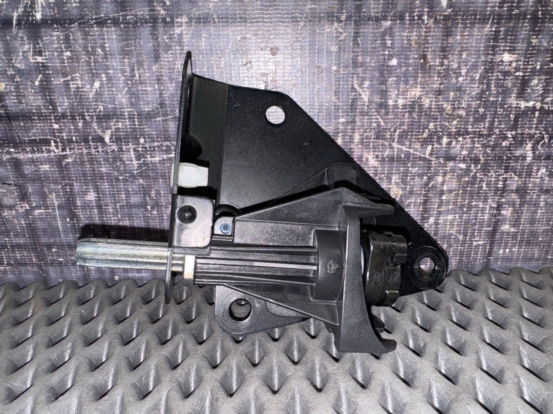 Привод замка багажника, 1060 рублей, Красноярск