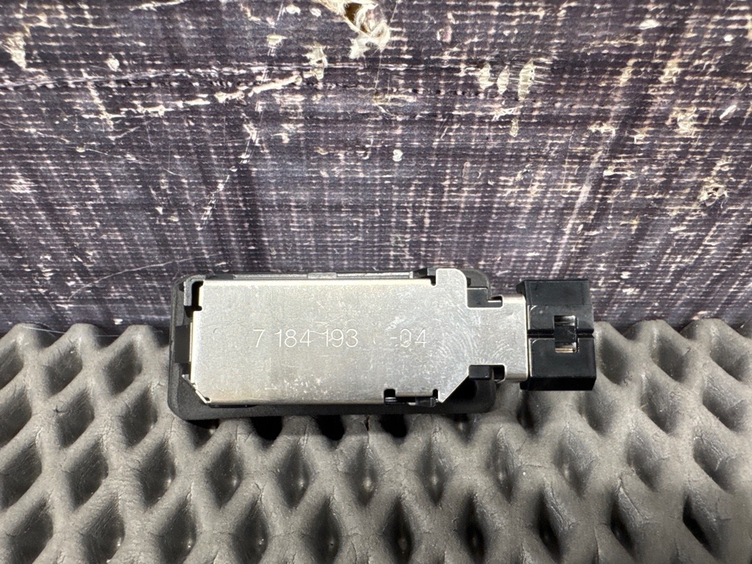 Плафон подсветки номера, 1140 рублей, Красноярск