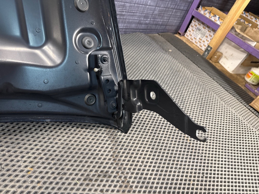 Капот, 18780 рублей, Красноярск