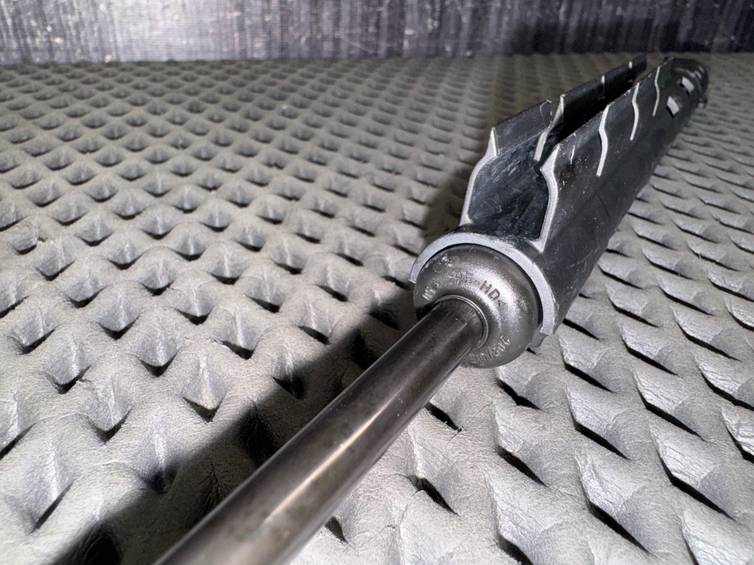 Амортизатор капота, 830 рублей, Красноярск