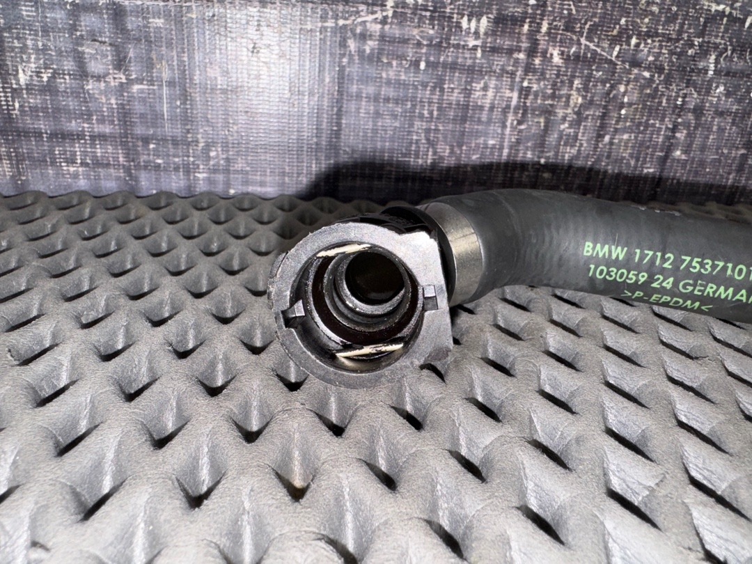 Шланг системы охлаждения, 1660 рублей, Красноярск