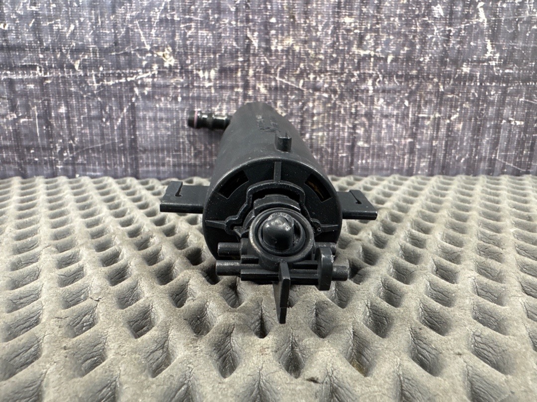 Форсунка омывателя фар, 2880 рублей, Красноярск