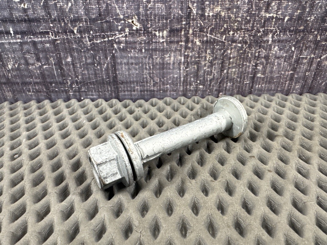 Болт развальный, 640 рублей, Красноярск