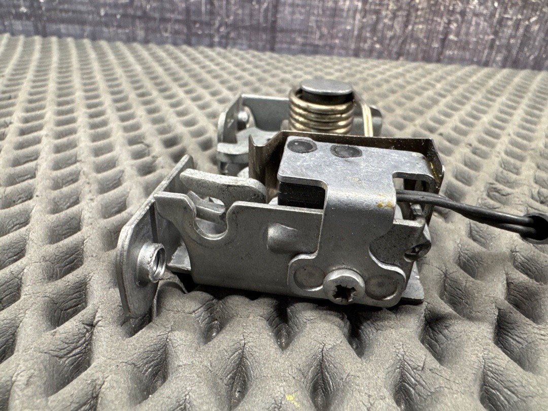 Замок капота, 1620 рублей, Красноярск