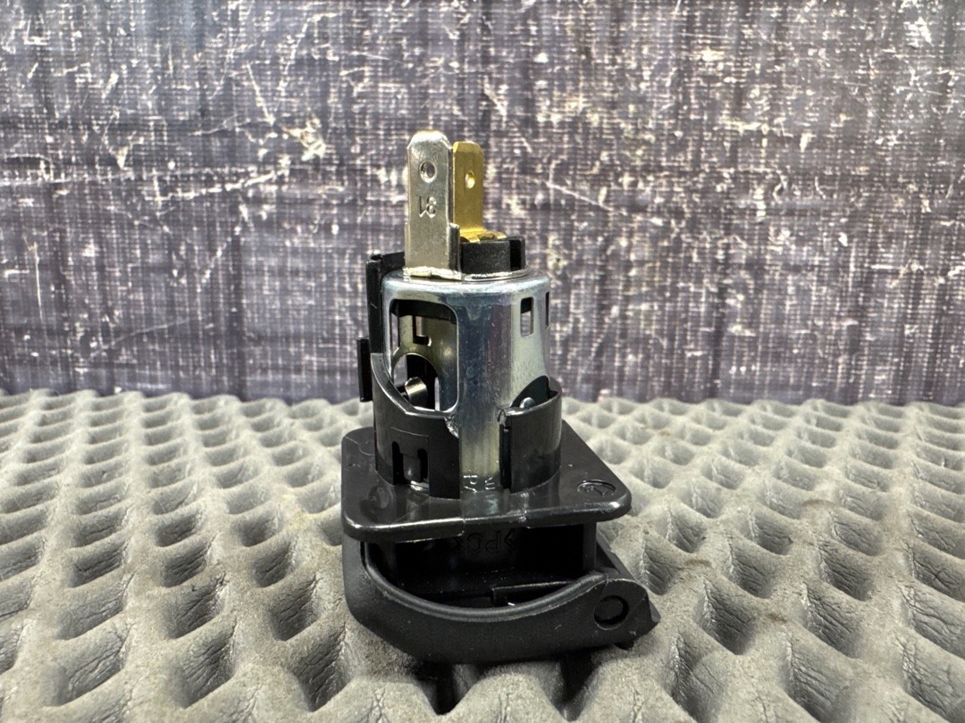 Розетка, 1070 рублей, Красноярск