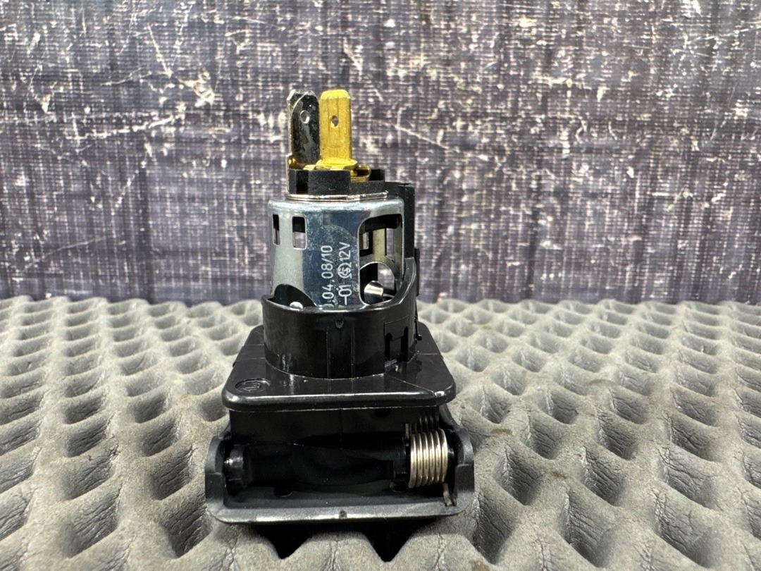 Розетка, 1070 рублей, Красноярск