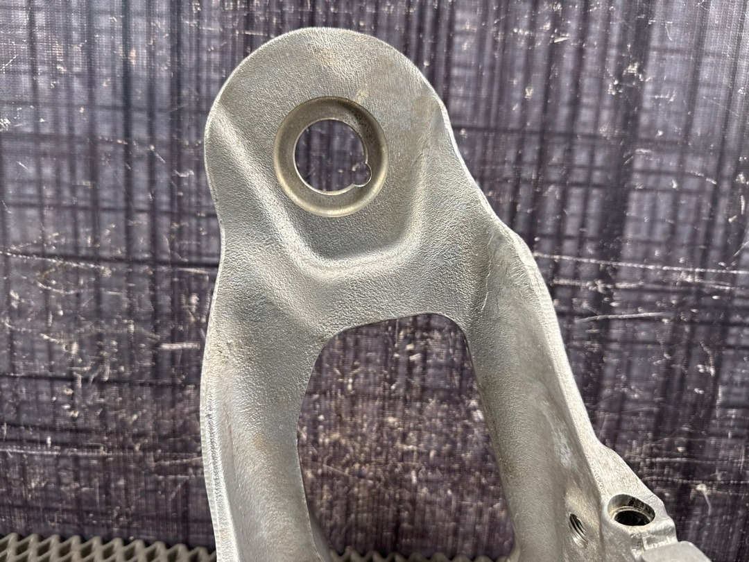 Поворотный кулак, 3260 рублей, Красноярск