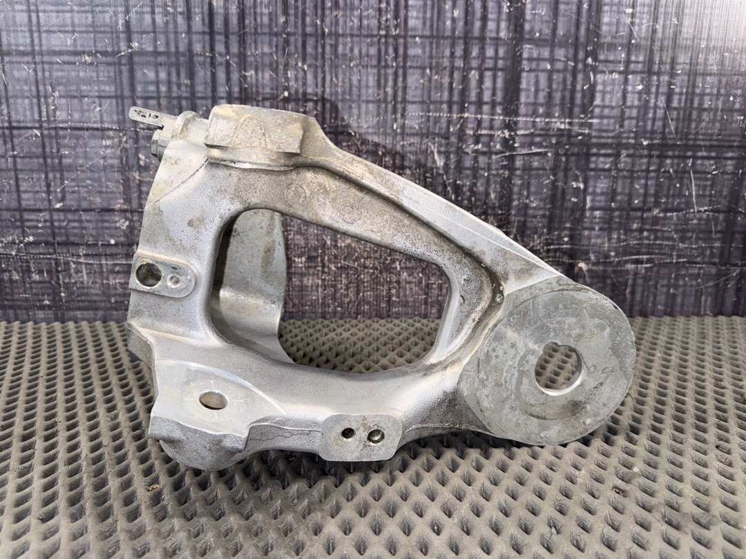 Поворотный кулак, 3260 рублей, Красноярск